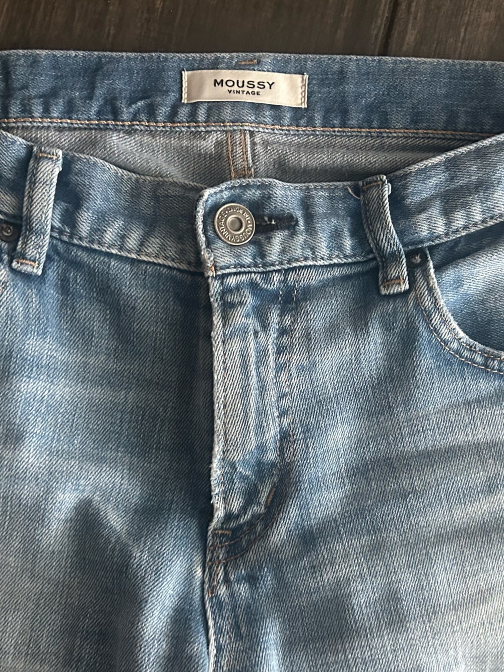 Moussy Vintage Howa Light Blue Distressed Ankle Crop Women’s Jeans